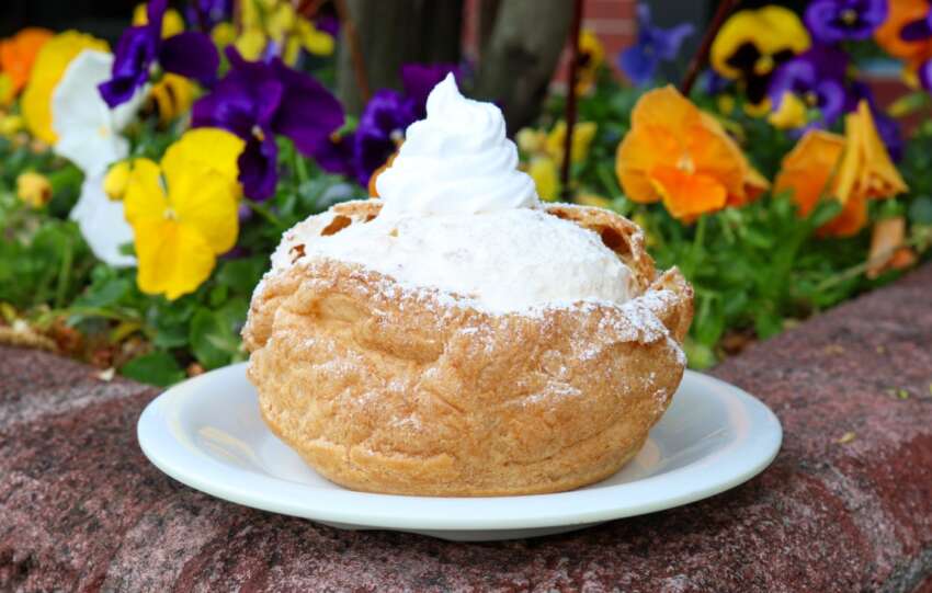 apple fritter cream puff