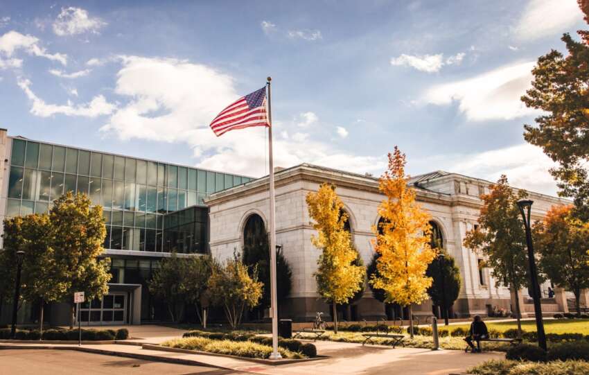 columbus main library exterior