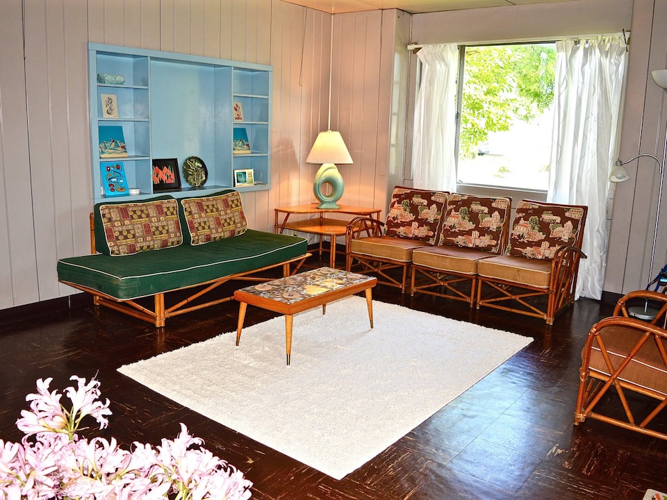 lustron home airbnb dayton