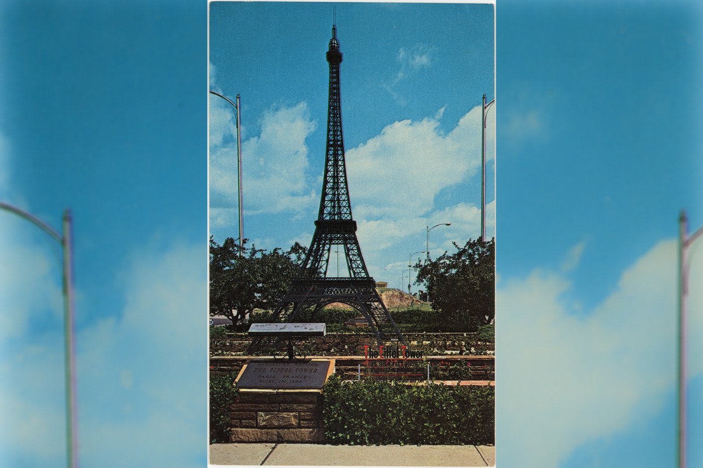 Eiffel tower walk o wonders