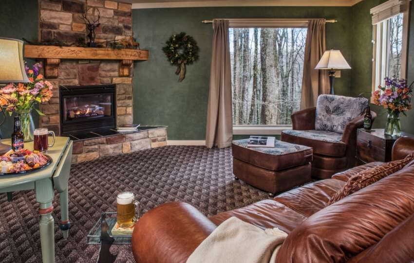 hocking hills hotel