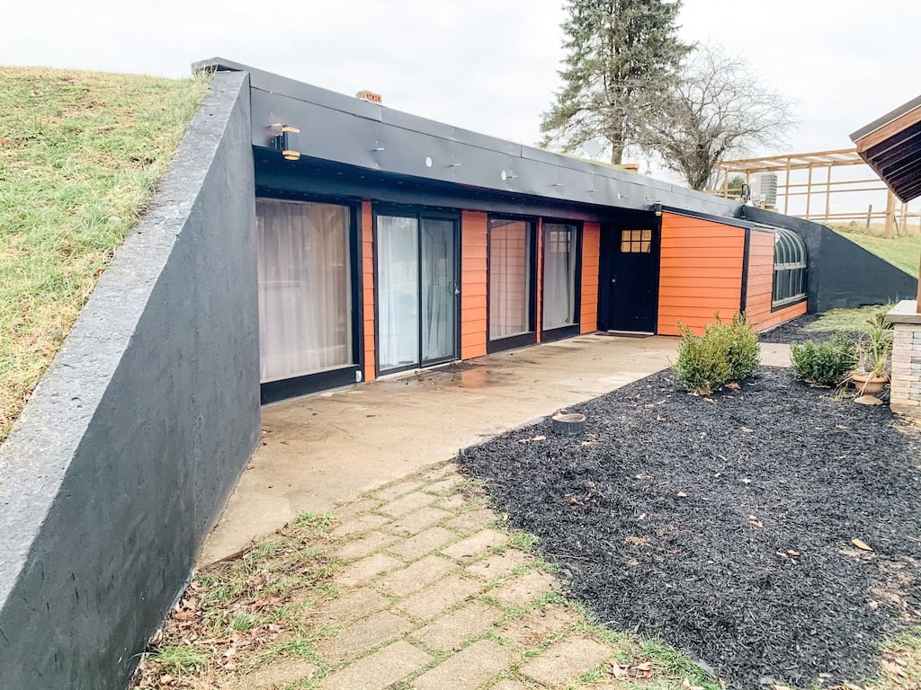 underground earth home