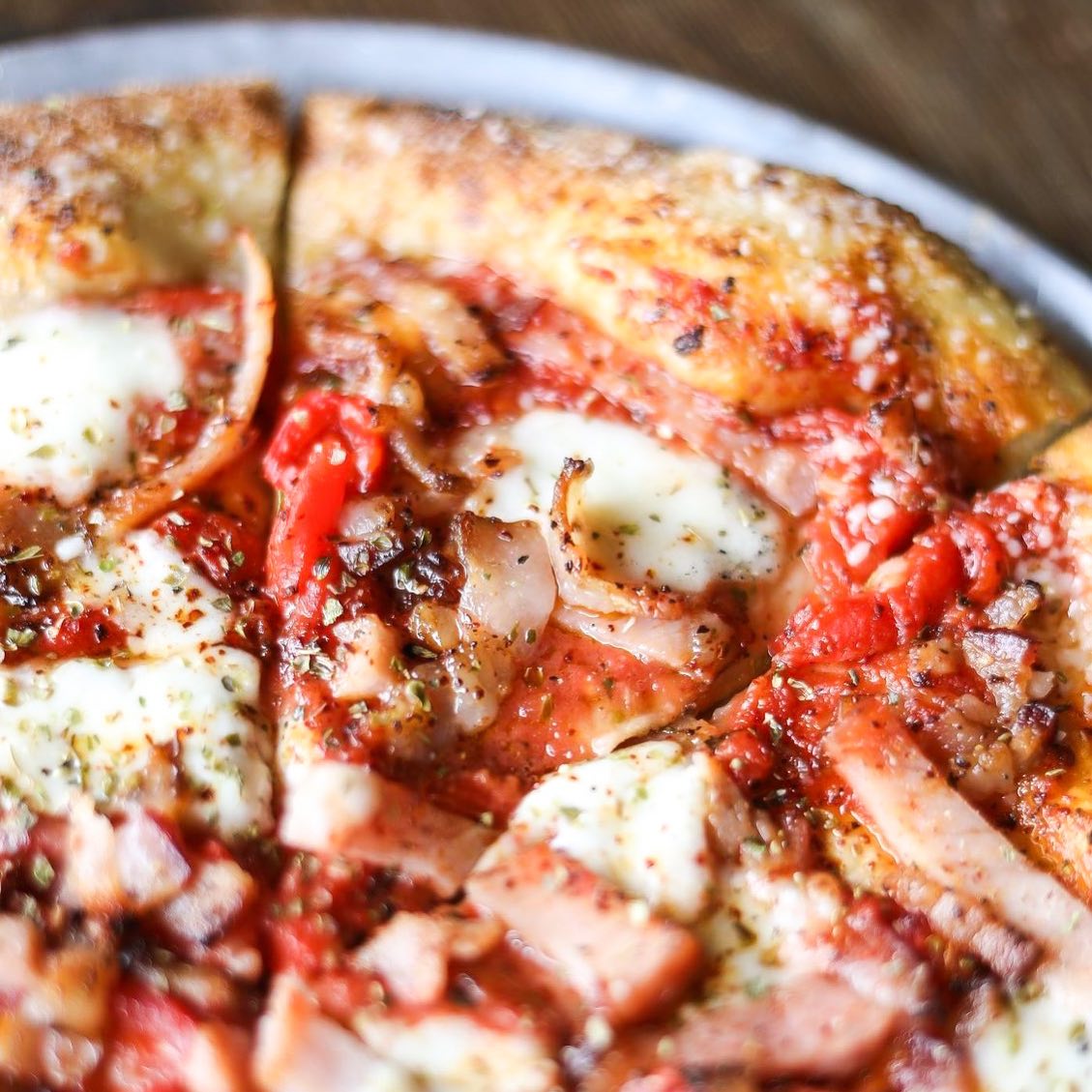 Ohio double bacon pizza Harvest