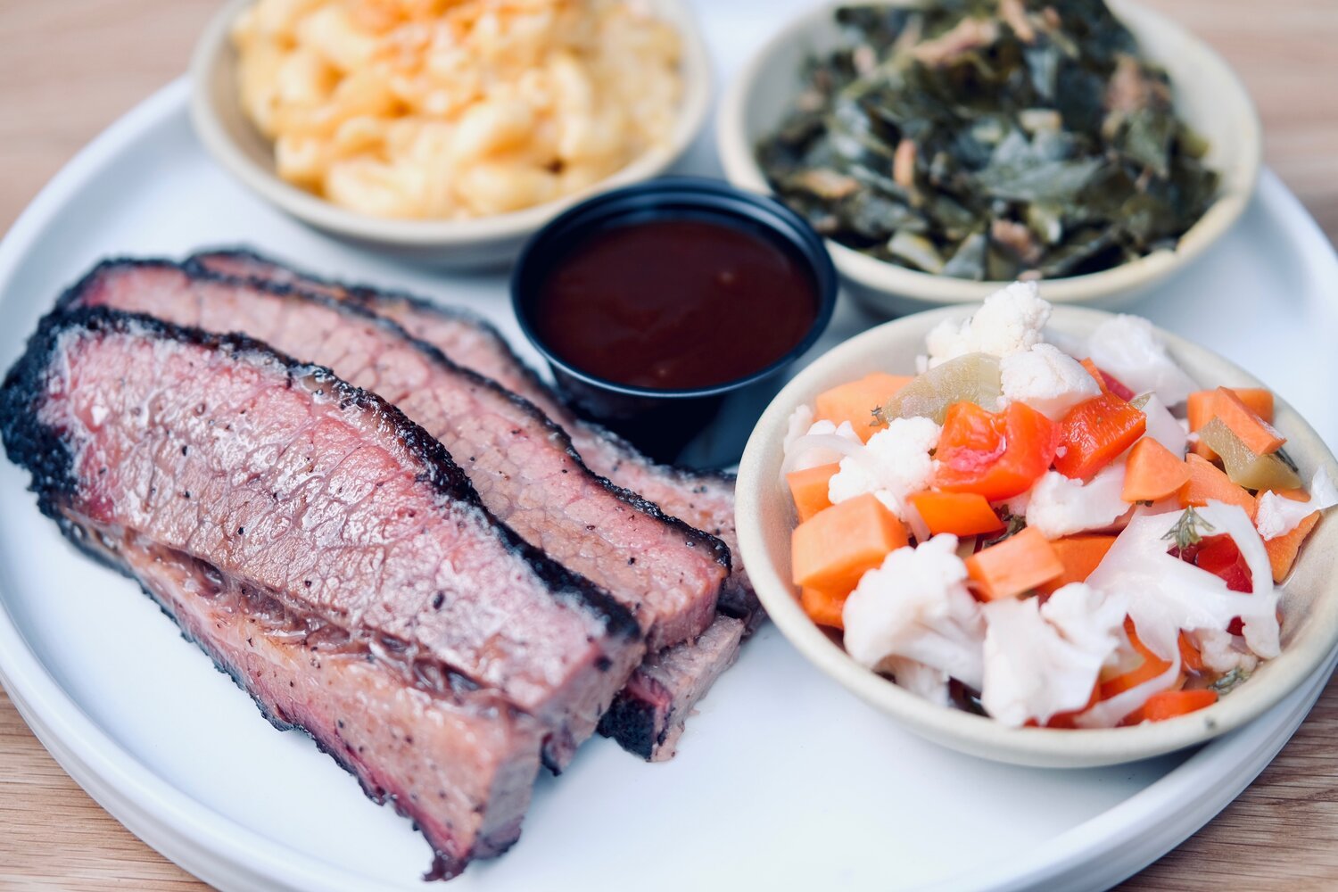 Ray Ray's hog pit, meal, meat, greens, mac and cheese
