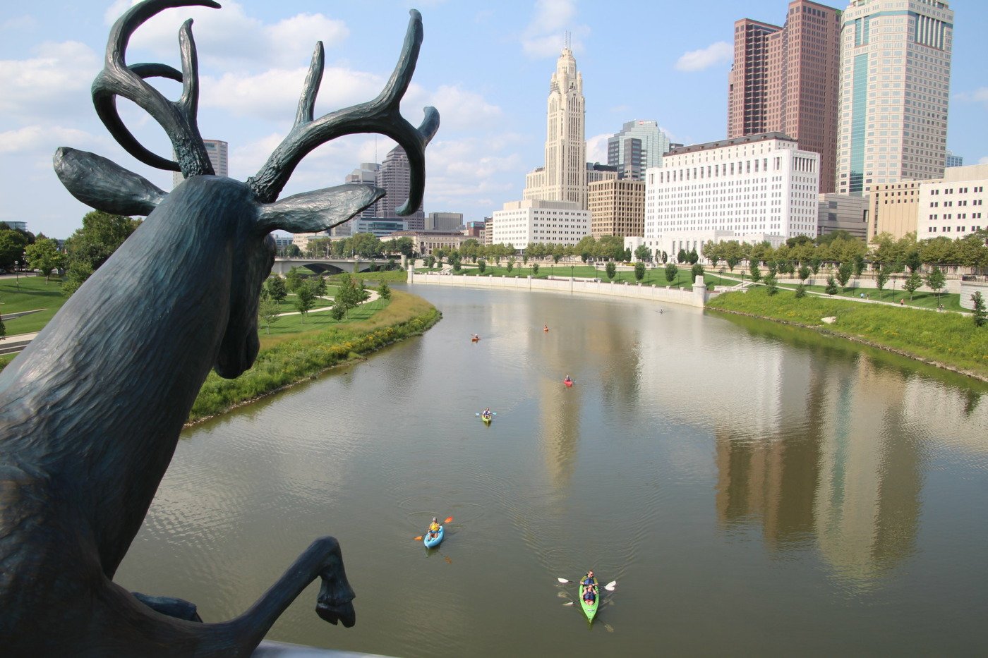Scioto Lounge Deer sculptures Columbus, Ohio