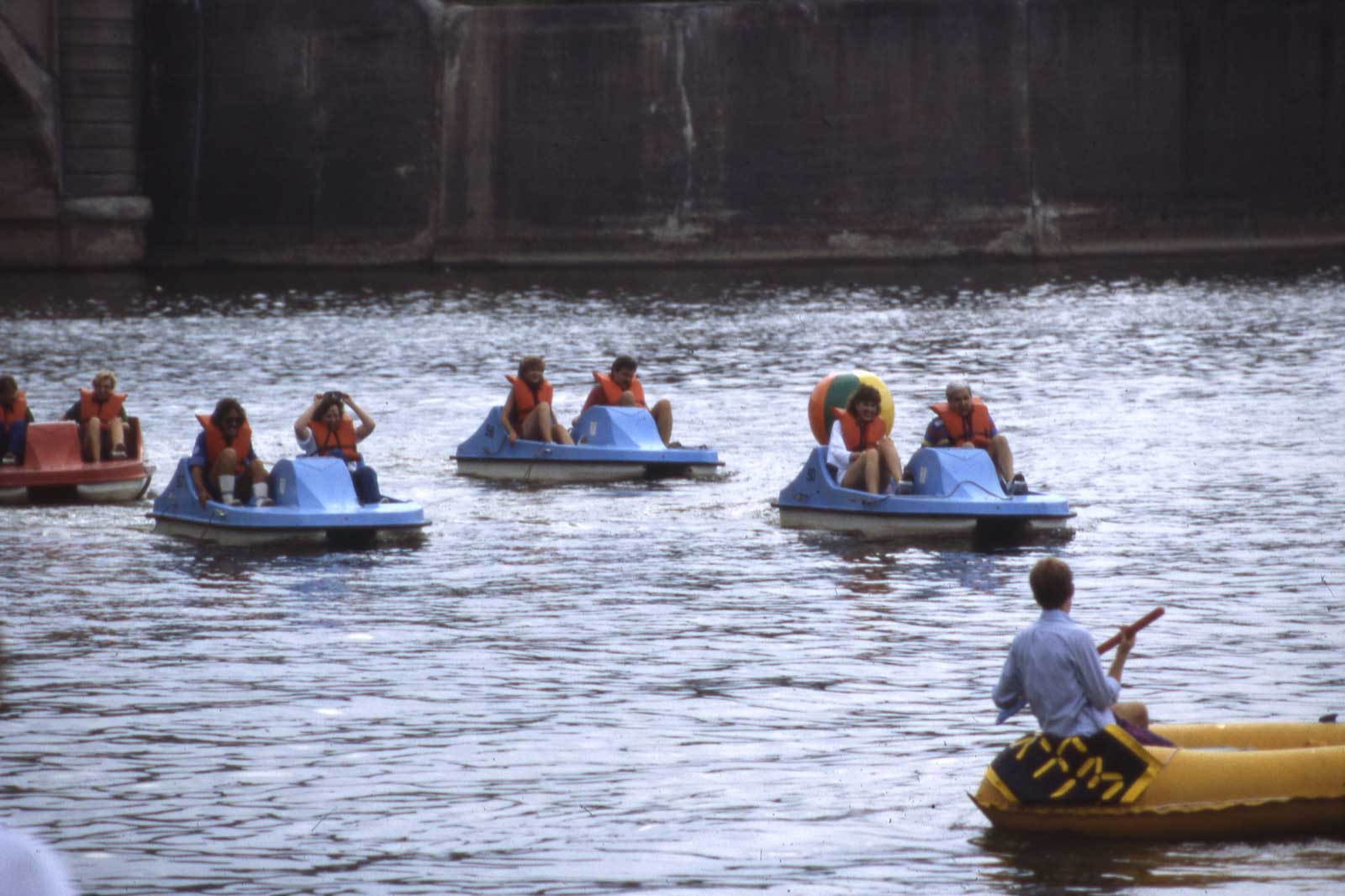paddle boats scioto superfest