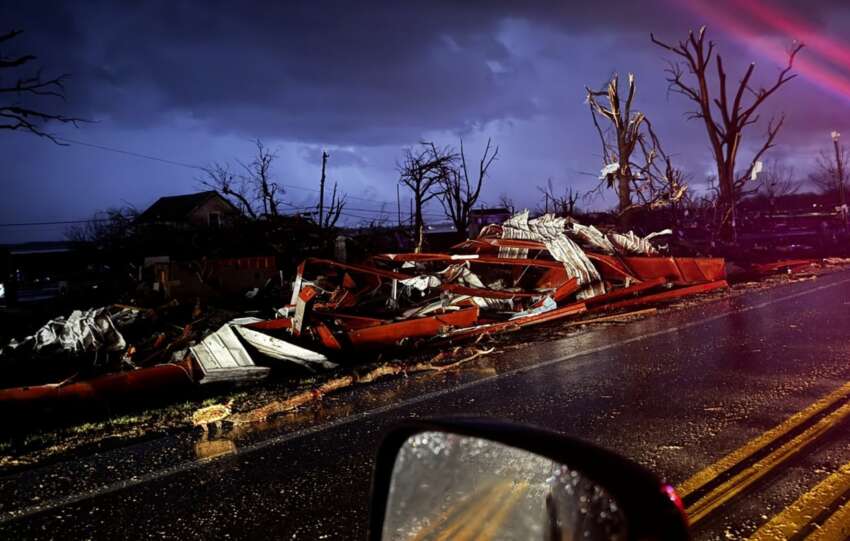 tornado aftermath indian lake ohio