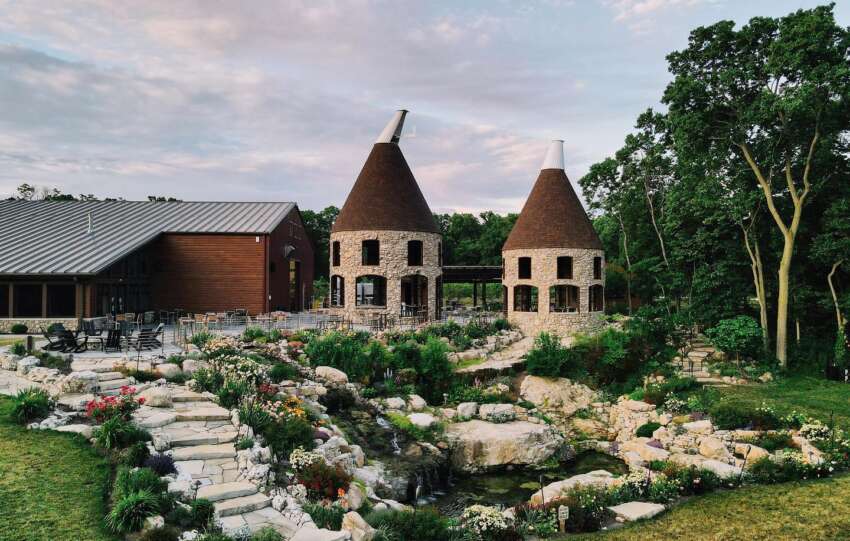 twin oast brewing in port clinton