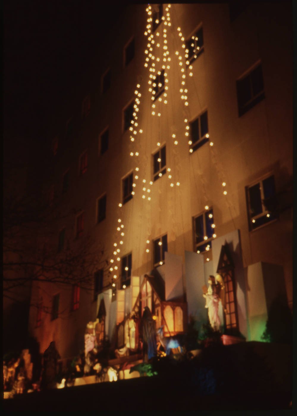 nativity scene at State Auto Mutual Insurance building