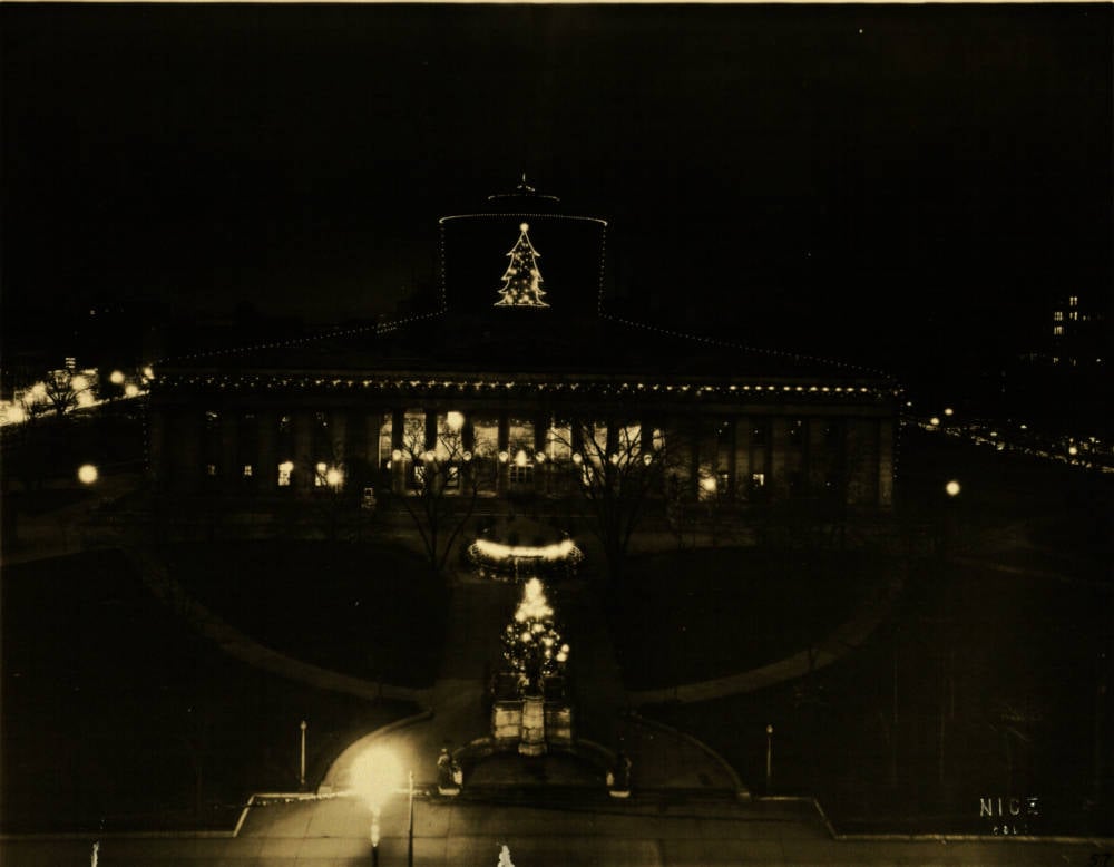 black and white photo of the ohio statehouse christmas decor 1931