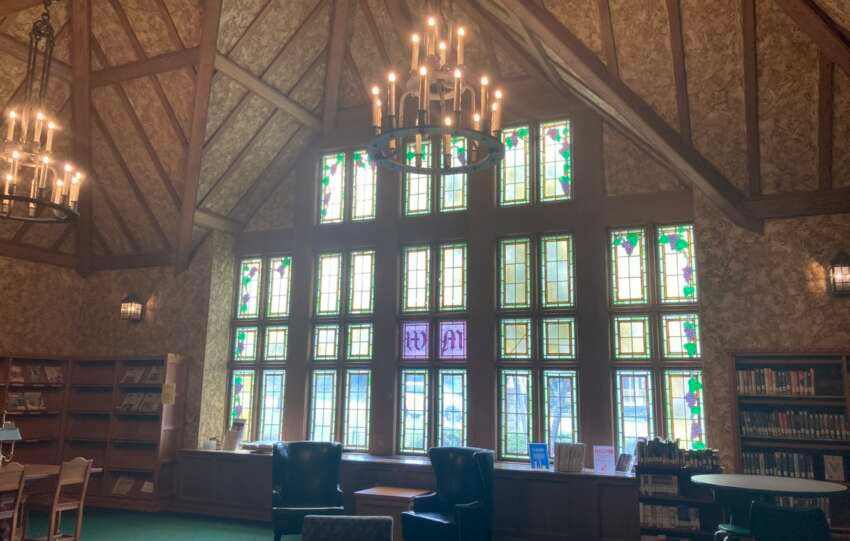 reading room at wagnalls memorial library